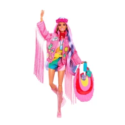 Barbie Extra Fly, Muñeca con temática de viajes con conjunto de desierto, chaqueta de flecos y bolso
