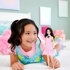 Barbie Fashionistas “Quick Curl” – Vichy rosa 65 Aniv.