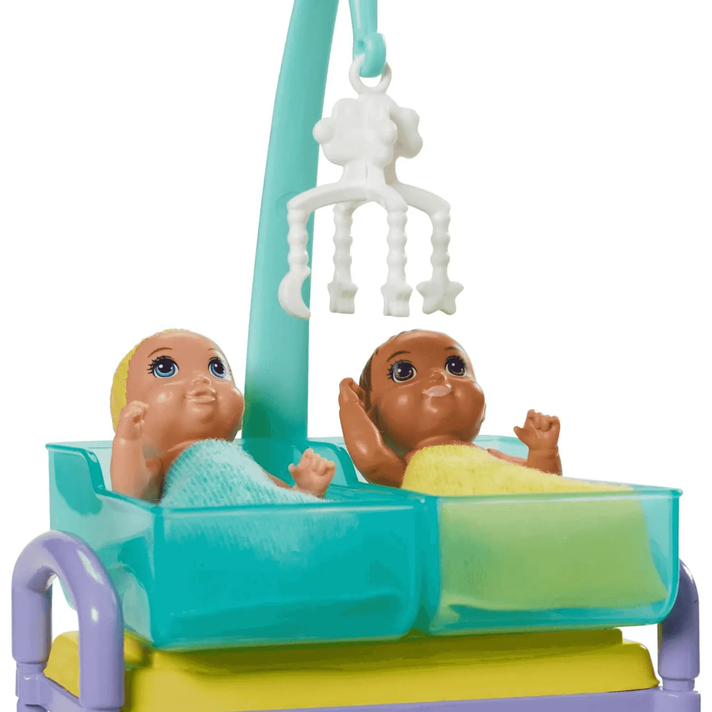 Barbie Muñeca Pediatra con accesorios 3 años