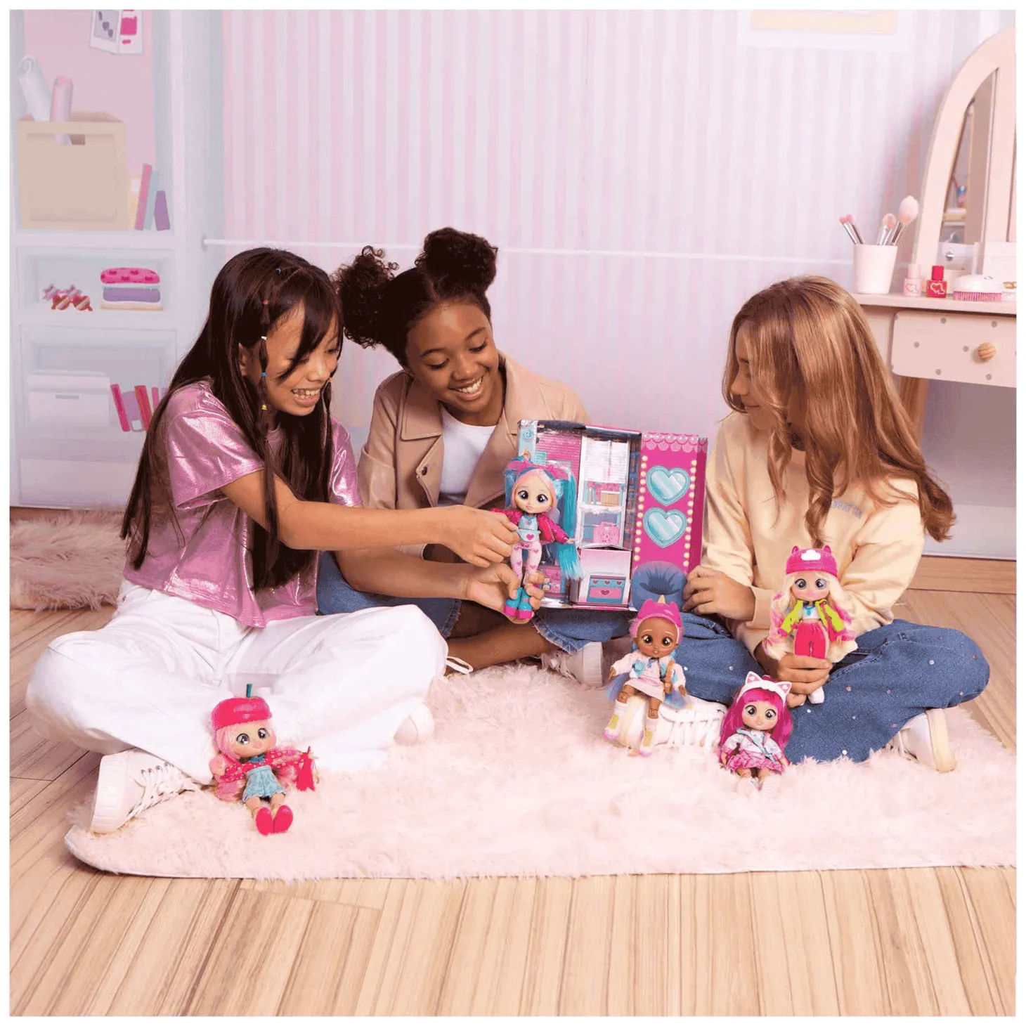 BFF Bebés Llorones Ella Muñeca IMC