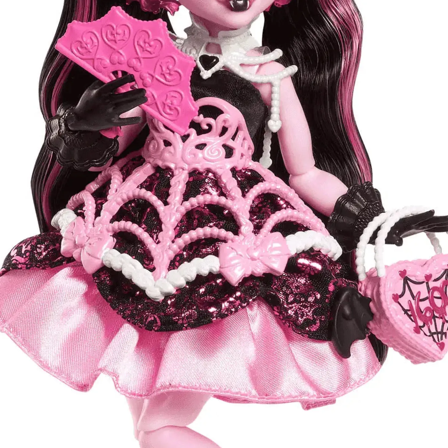 Monster High Cumplespantos Draculaura – Muñeca de fiesta con vestido rosa y accesorios
