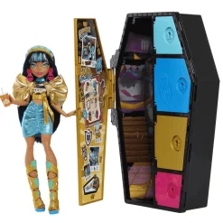 Monster High Skulltimate Secrets Cleo de Nile Muñeca con armario con 15 accesorios sorpresa de moda