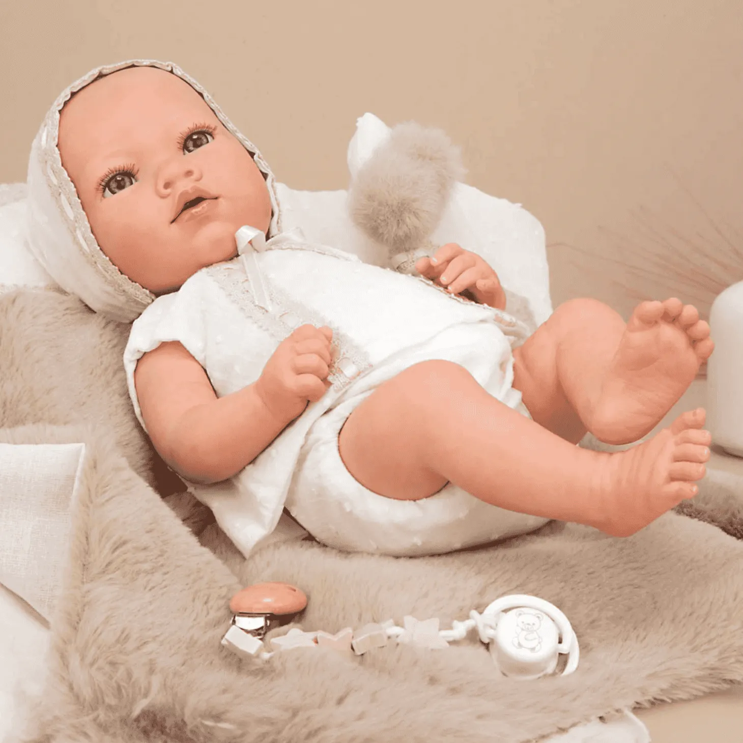 Muñeca Reborn Jade Marrón con Manta 38 cm