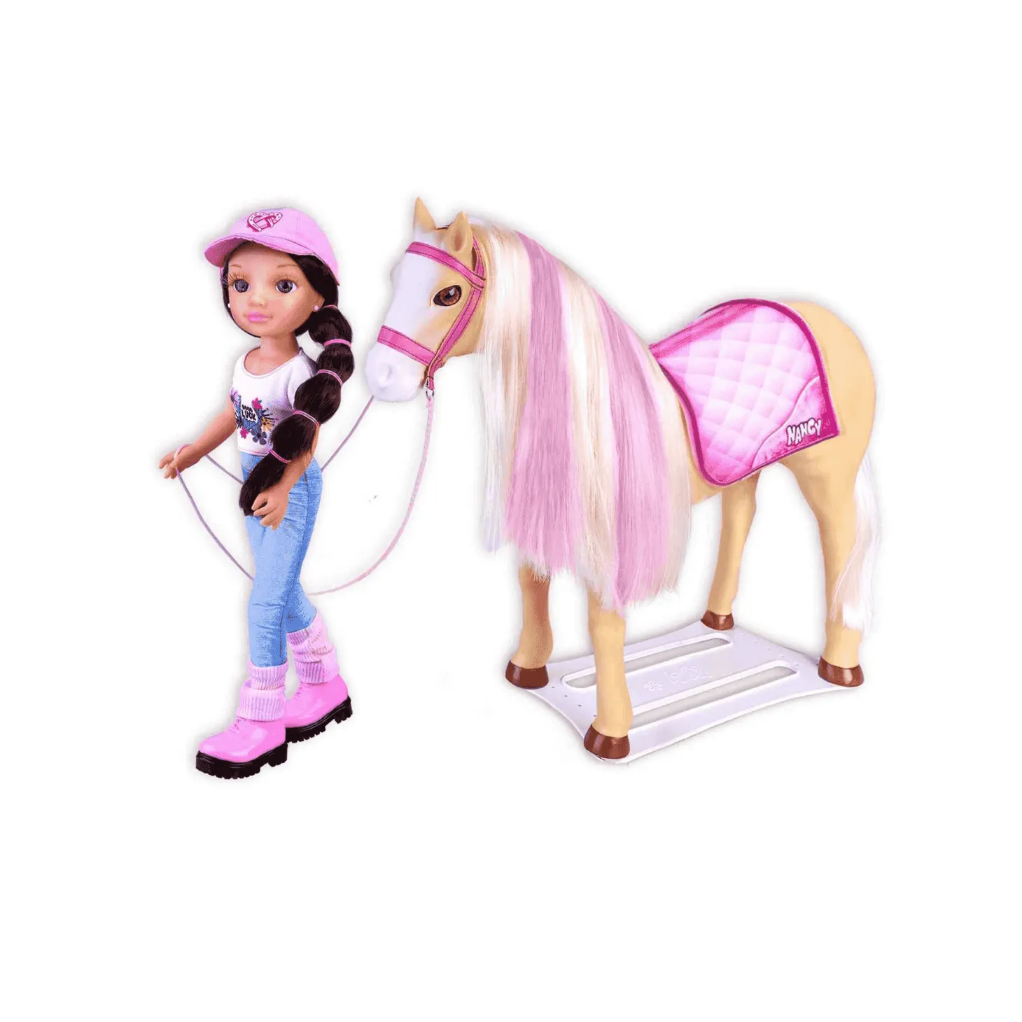 Nancy, Un Dia Con Su Caballo