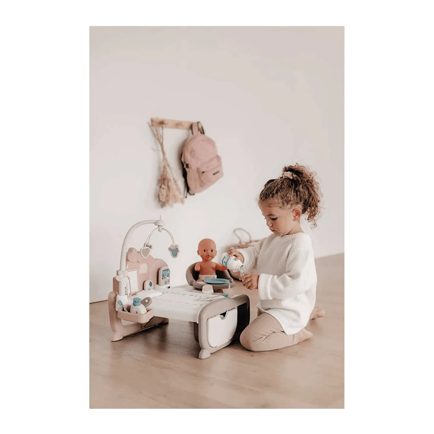 Nursery Electrónica 3 en 1 con Muñeca y Accesorios