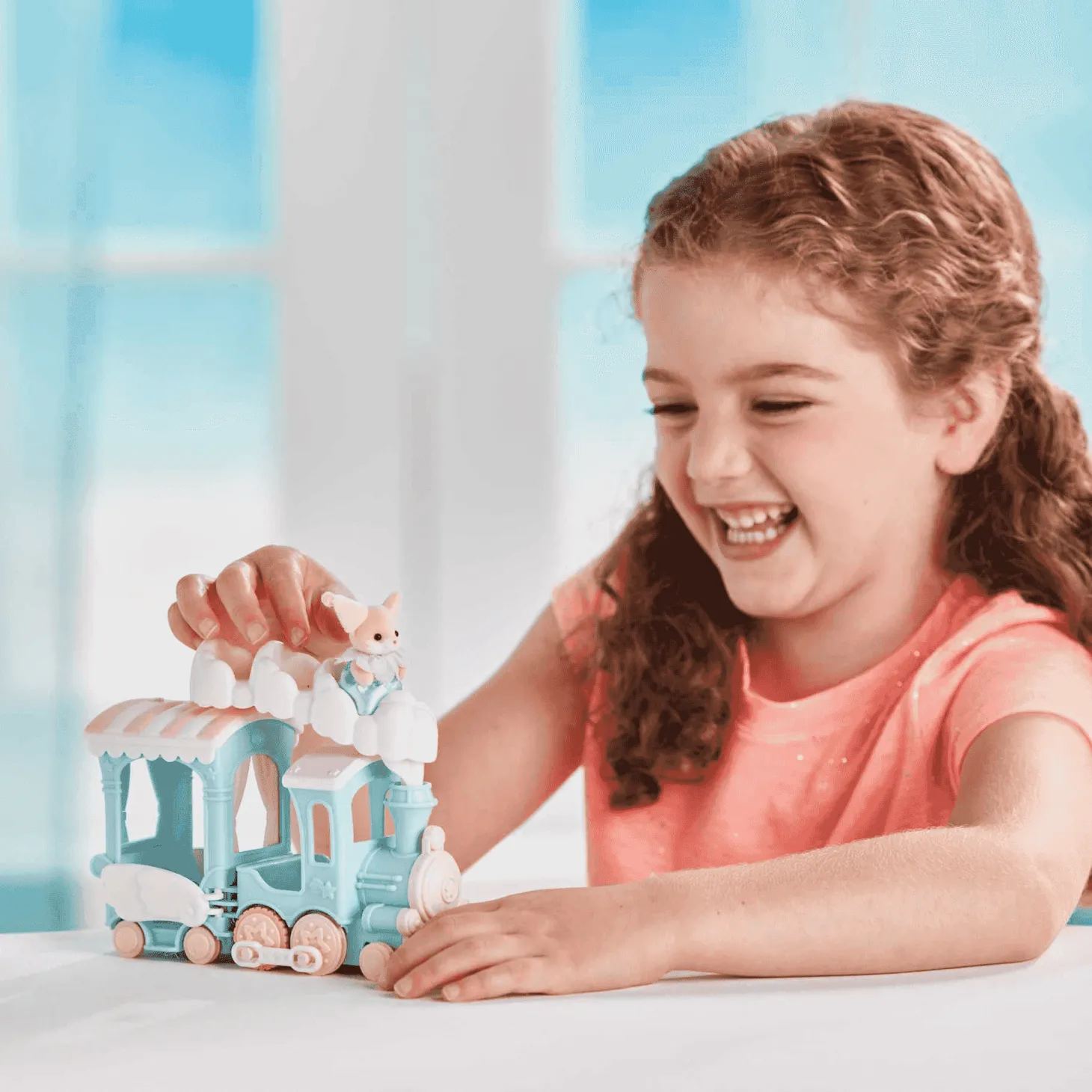 Sylvanian Families Tren Arcoíris de las Nubes